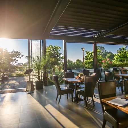 Hotel Tomis مامايا المظهر الخارجي الصورة