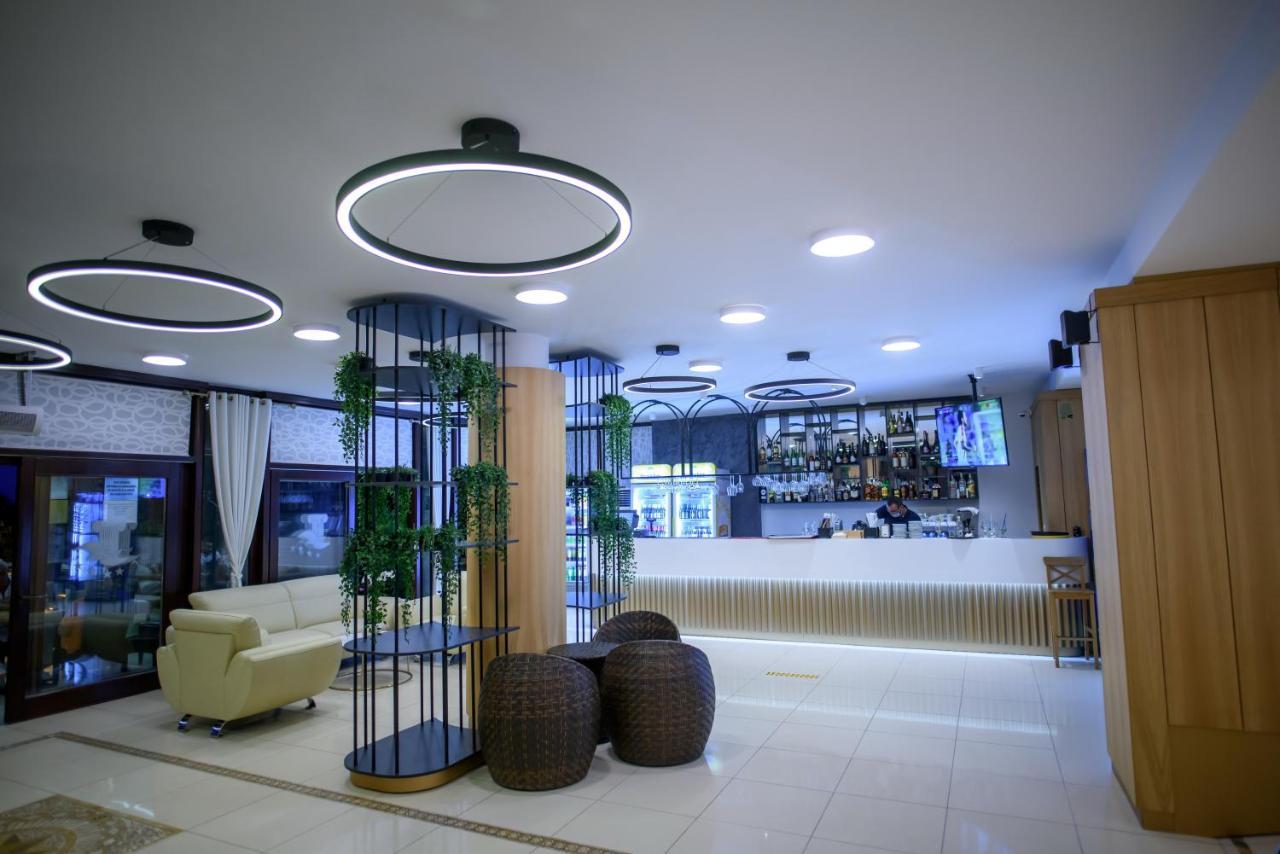 Hotel Tomis مامايا المظهر الخارجي الصورة